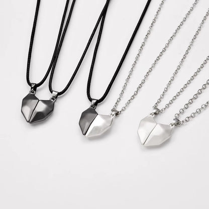 2Pcs Magnetic Heart Couple Necklace for Women Men Lover Valentine'S Day Wedding Anniversary Best Friend Party Jewelry Gifts